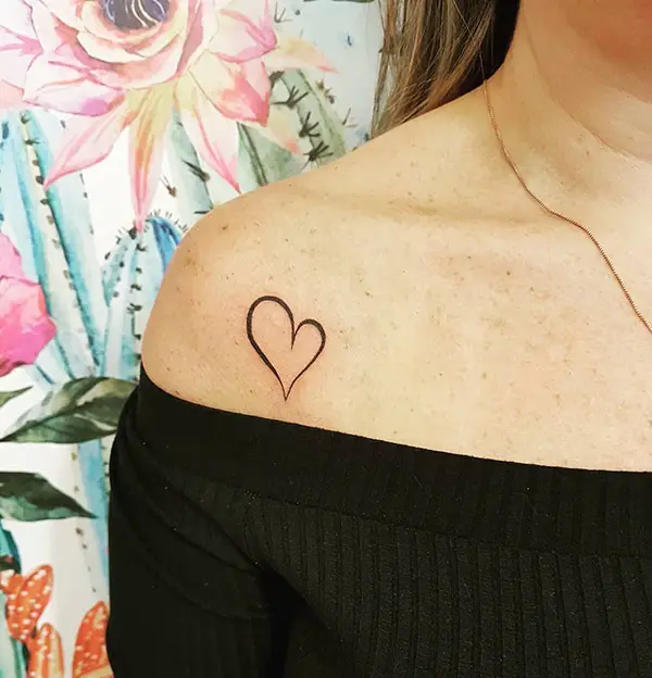 A Minimal Heart Outline