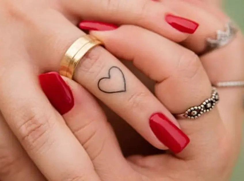 Heart Tattoo Designs on Fingers