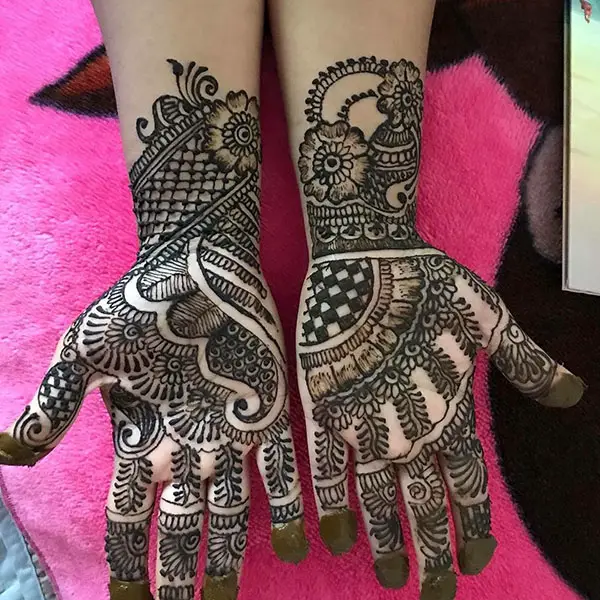 20+ Simple and Easy Palm Mehndi Designs