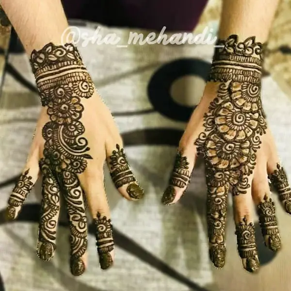 Small Mehndi Design for All Types of Events
