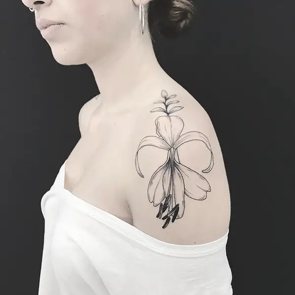 Fleur-De-Lis Tattoo in The Form of a Flower