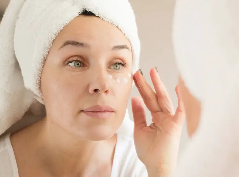 6 Simple Homemade Natural Eye Creams For Dark Circles