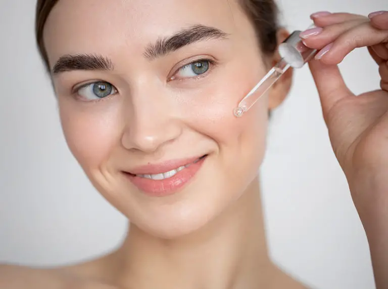 5 Best Homemade Face Serums For Glowing Skin