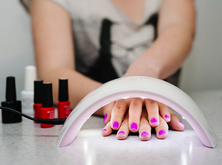Does UV Light Dry Regular Nail Polish 