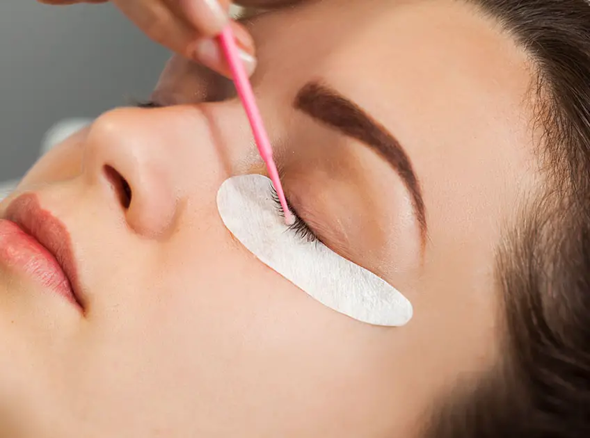 how to remove eyelash extensions