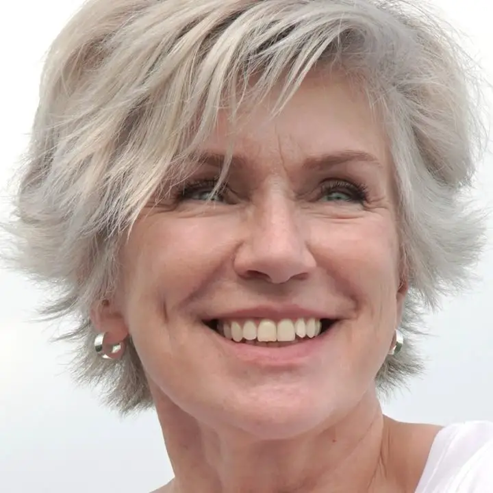 Short gray hair For Women Over 50