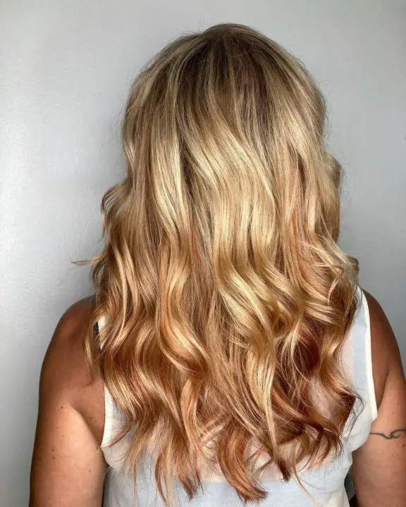 Sunset blonde hairstyle For Women Over 50