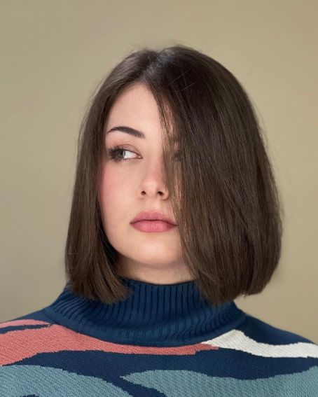 Blunt Cut Haircut to Hide Sagging Jowls
