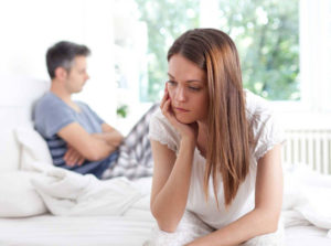 8 Signs You’re In A Loveless Marriage And How To Deal With It