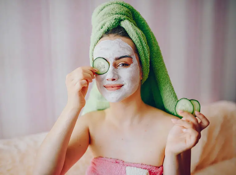 Face Mask Before or After Shower? How To Apply Properly