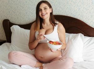 3 Health Benefits Of Dry Fruits During Pregnancy