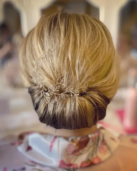 Low Chignon Style