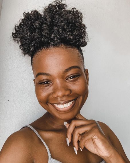 Natural Curly Puff