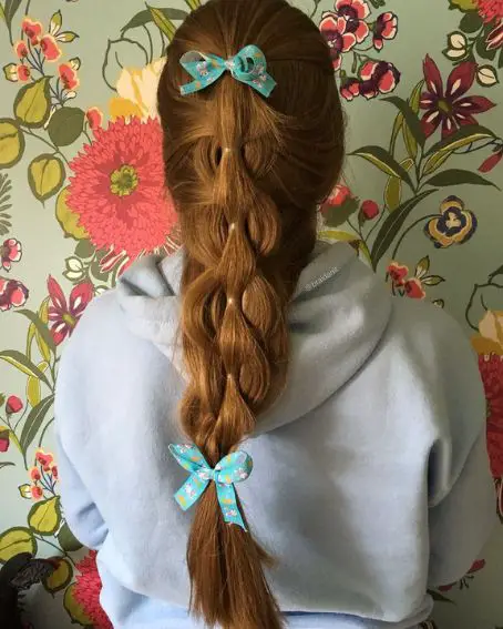 10 Best Hairstyles For Family Pictures