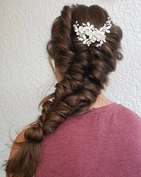 Fishtail braid