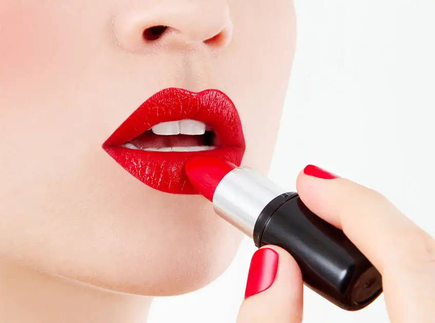 How To Choose The Best Lipstick for Your Skin Tone