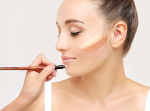 8 Best Makeup Tips For Square-Shaped Faces