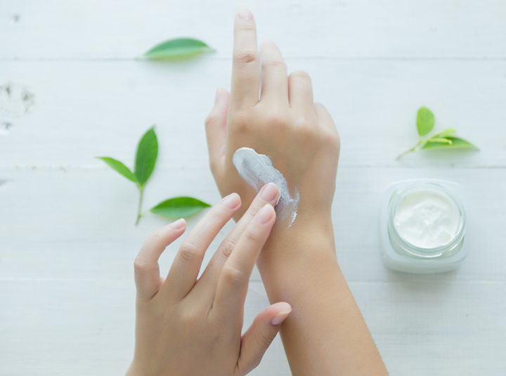 10 Natural Remedies To Treat Burns At Home