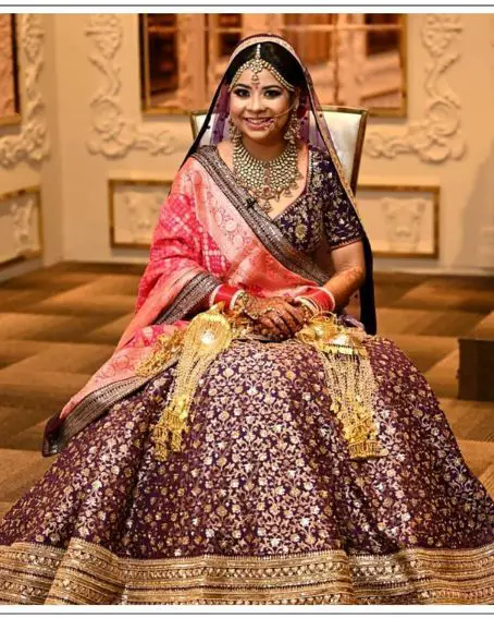Banarasi Bridal Modern Lehenga Blouse Design