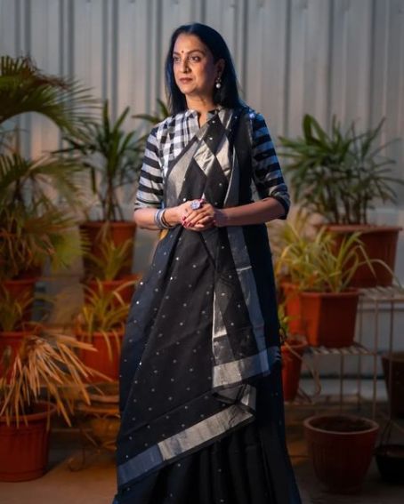 Black And White Checks Marathi Ilkal Saree Blouse Design