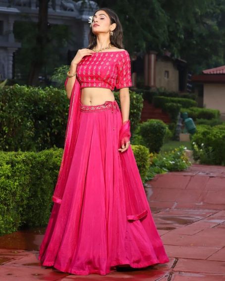 Boat Neck Off-shoulder Modern Banarasi Lehenga Blouse Design