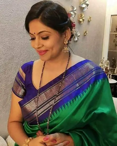 Royal Blue Marathi Ilkal Saree Blouse Design