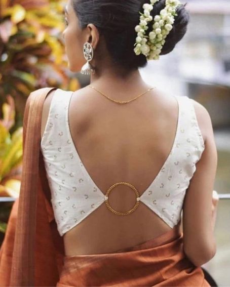Stylish V-neck Modern Cotton Saree Back Neck Blouse Design