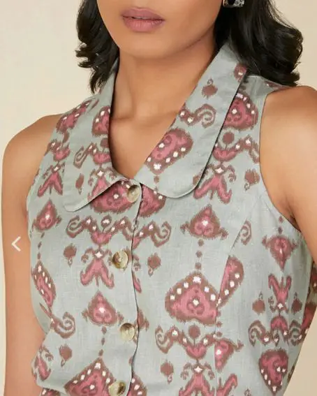 Awesome Collar Neck Design Kurti with Sleeveless