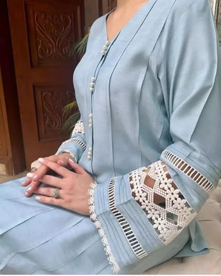 Beautiful Lace Cut Designs on Kurti Sleeves