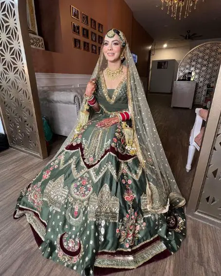 Gray Wedding Heavy Embroidery Lehenga and Kurti Set