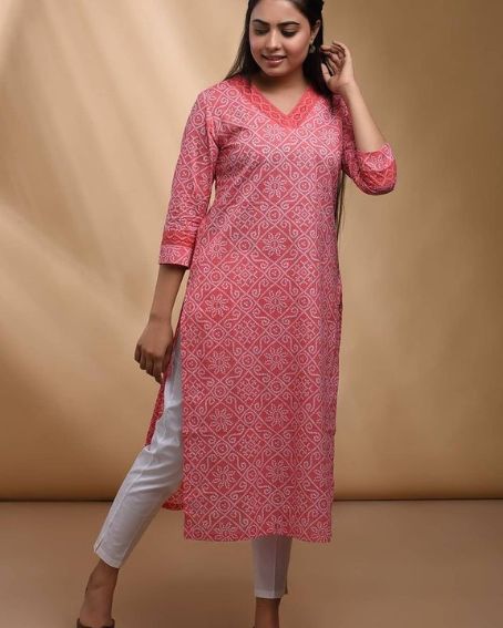 Intricate Design Printed Kurti with Croatia Lace
