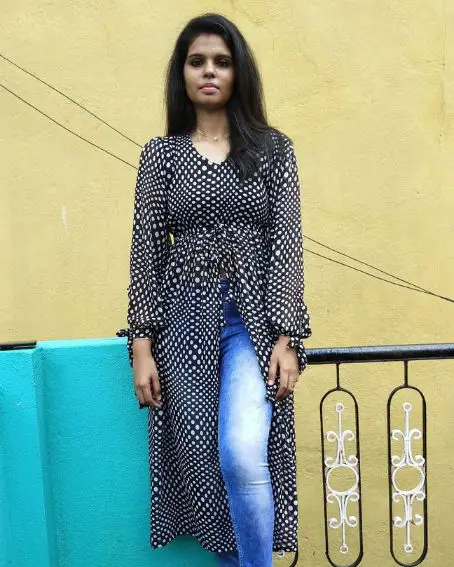 Knot End Sleeve Front Open Kurti