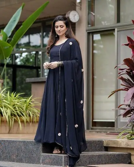 Long Plain Black Kurti Set with Golden Lace Dupatta