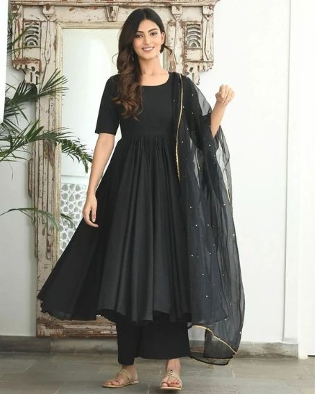 Plain Black Anarkali Pattern Kurti with Netted Dupatta