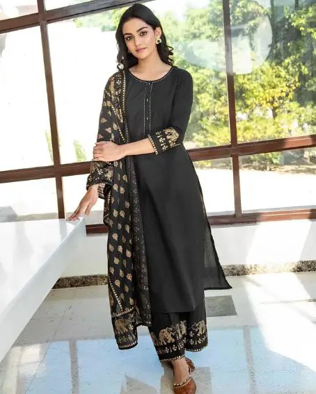 Premium Straight Cut Black Kurti with Gold Printed Dupatta