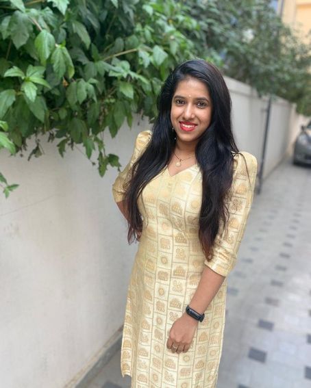 Puff Sleeve Shiny Cloth Kurti