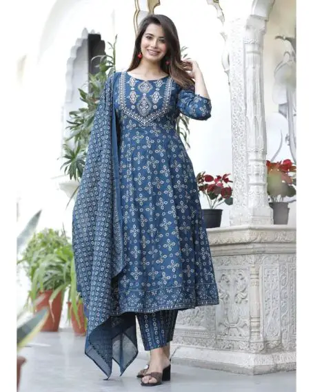 Round Neck Half Sleeves Rama Long Ladies Kurta 9KBD183 at Rs 627/piece in  Surat