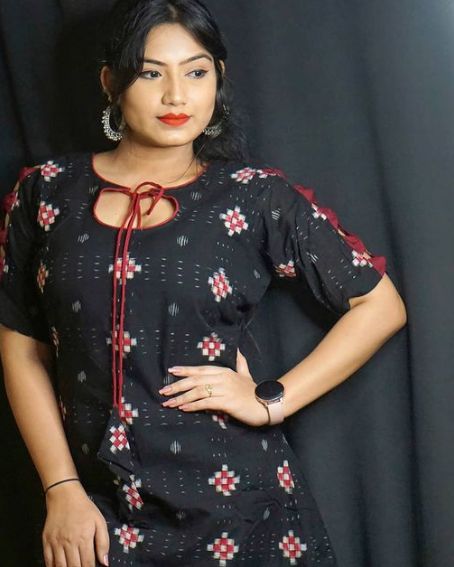 Sambalpuri Kurti Neck Design with Piping and Dori