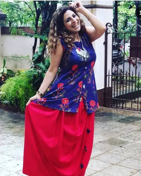 Short Kurti with Doti Style Skirt
