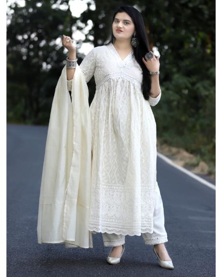 Simple Plain White Chikankari Lace Embroidery Kurti Set