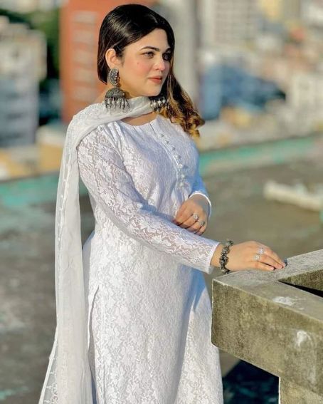 Simple and Elegant Plain White Kurti Set Design