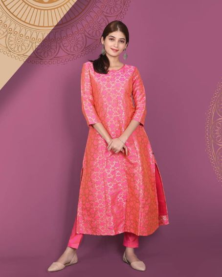 Stunning Jacquard Long Kurti with Sequel Cigarette Pant