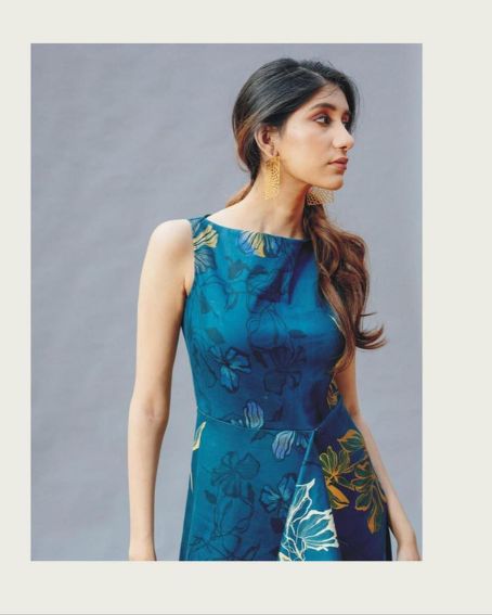 Teal Blue Color Sleeveless Gown Kurti with Boat Neck Design