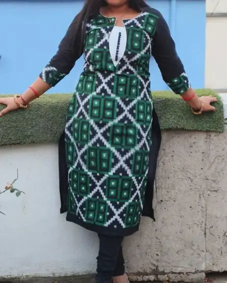 Unique Pattern Neck Design of a Sambalpuri Kurti