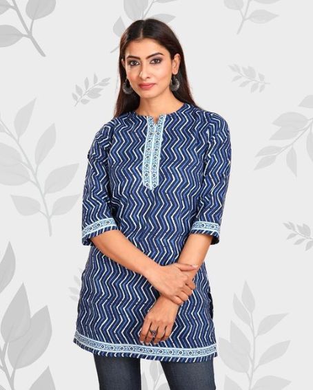 Zig Zag Pattern Thigh Length Short Kurti