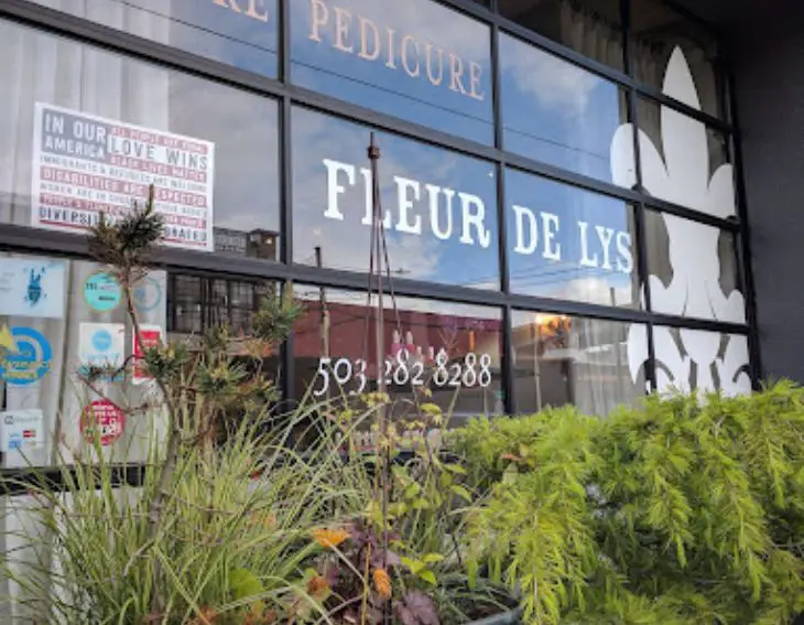 Fleur De Lys Nail Studio Near Me in Portland