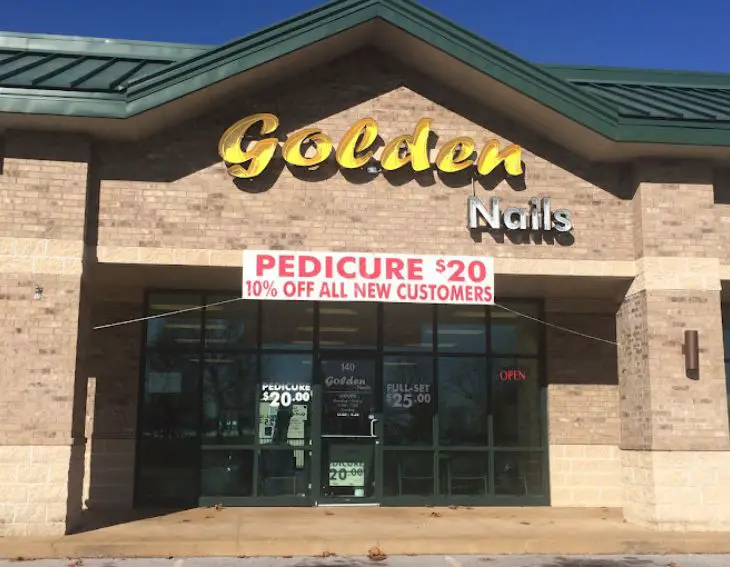 Golden Nails Near Me in Springfield Missouri