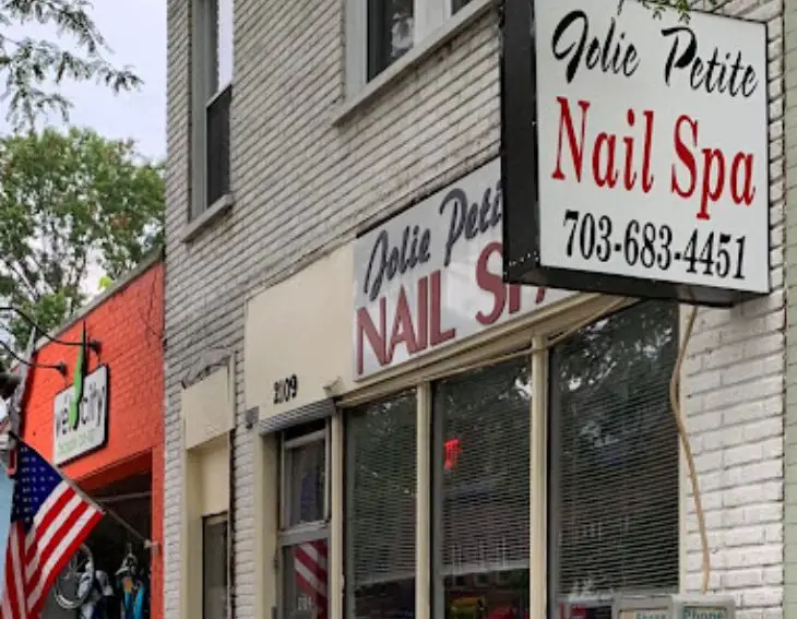 Jolie Petite Nails & Spa Near Me in Alexandria Virginia