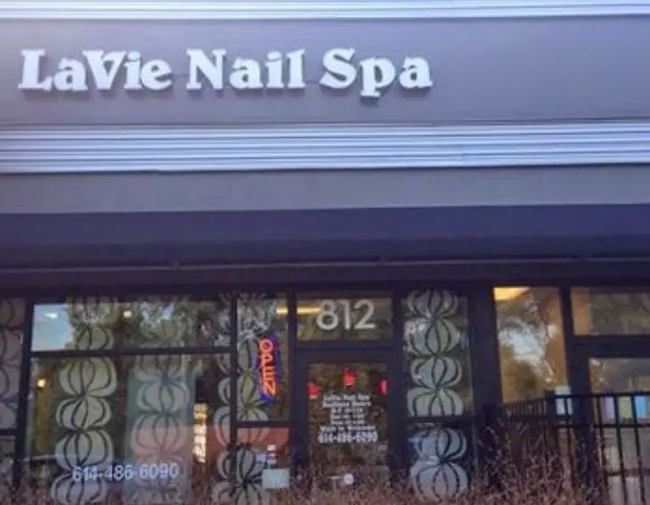 La Vie Nail Spa Near Me in Columbus Ohio