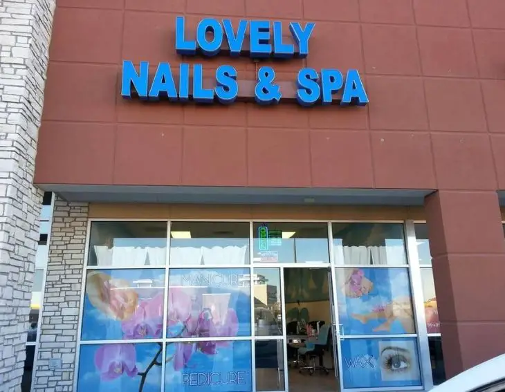 LoveLy Nails & Spa Near Me in El Paso